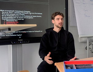 Justus Reutter bei der Präsentation seiner Ergebnisse. Quelle. eigenes Foto. Justus_1