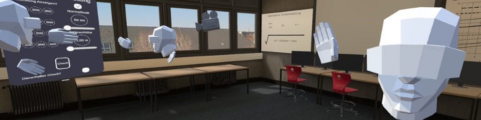 Im BIM-Labor winkt ein VR-Avatar, bestehend aus Kopf und Händen, in die Kamera. Im Hintergrund betrachten zwei weitere Avatare ein Bedienfeld mit verschiedenen Knöpfen und Schiebereglern und scheinen sich darüber auszutauschen. Eine schwebende Kamera beobachtet die beiden Avatare im Hintergrund.