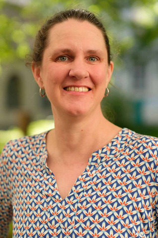 Prof. Dr. Claudia Pacholski